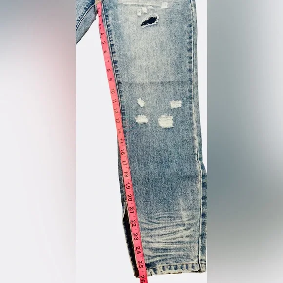 One Teaspoon Light Blue Distressed Women’s Boyfriend Jeans
Sz 29 - Picture 14 of 16